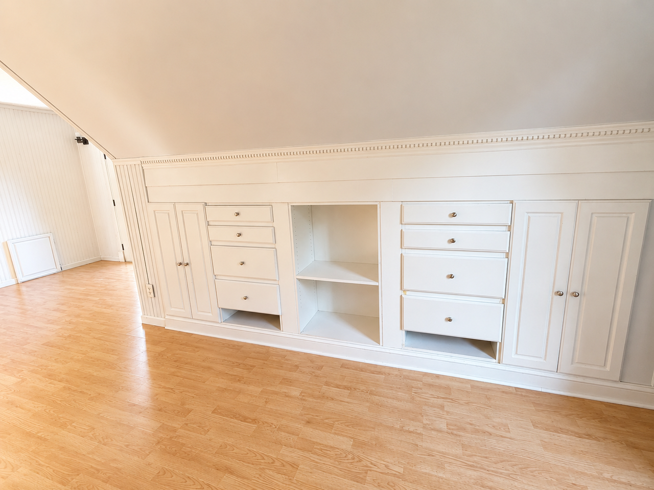 1325 Haven St - Photo 6 of 12