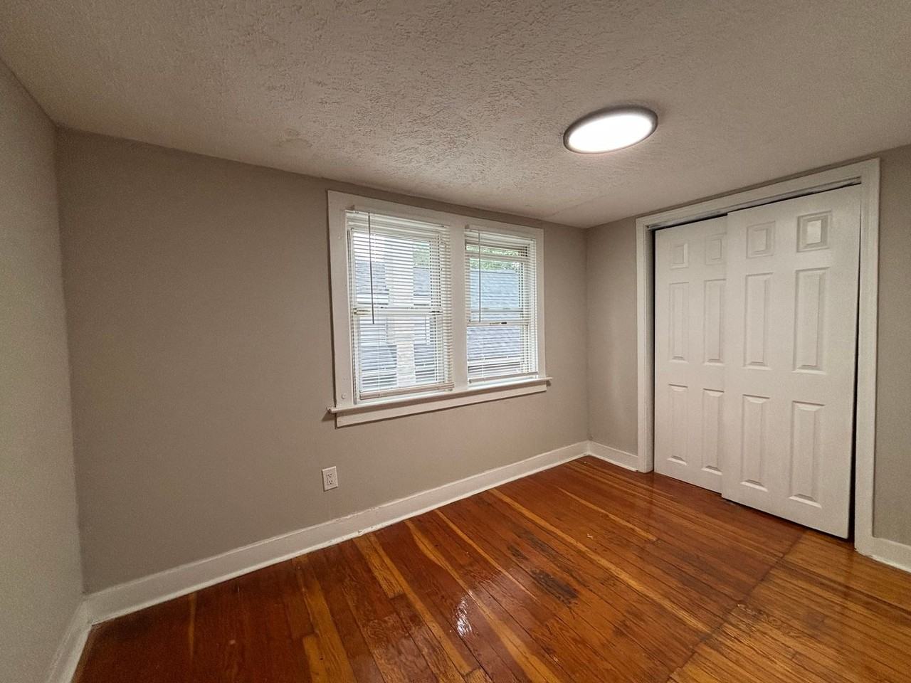 521 Caroline St #1 - Photo 7 of 14