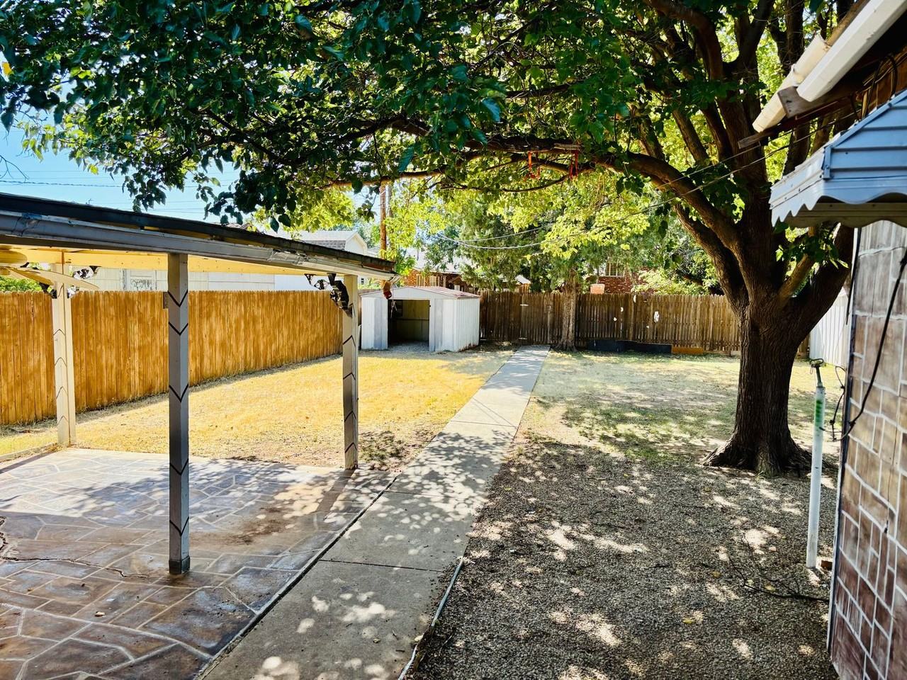 635 S 16th St - Photo 5 of 5