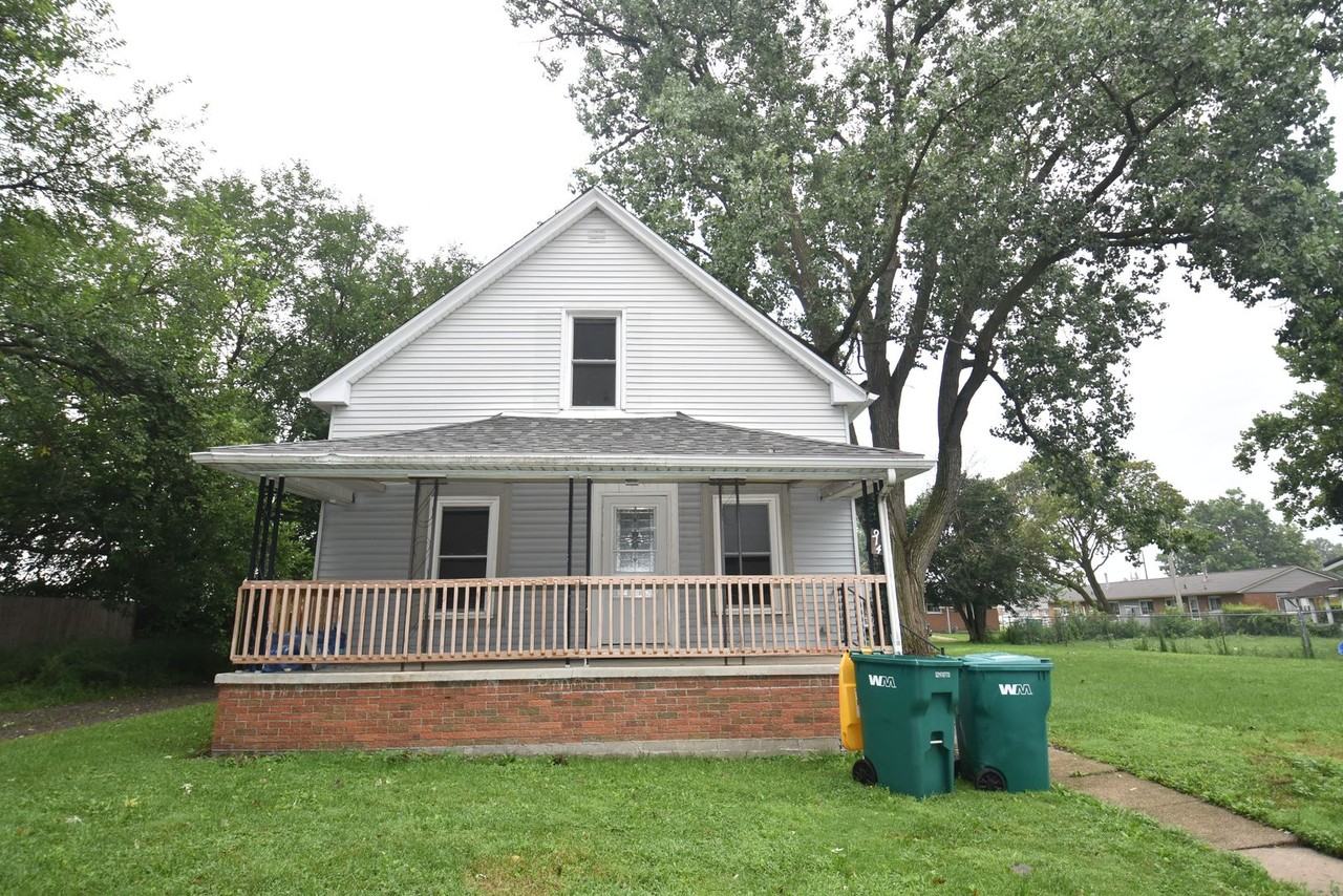 914 Dodge Ave - Photo 2 of 44
