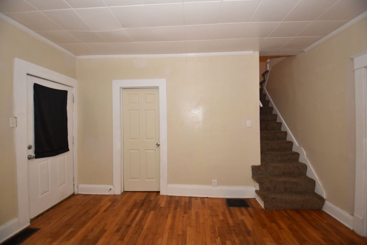 914 Dodge Ave - Photo 4 of 44