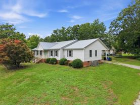 210 W Old Rd #B - Photo 1 of 1
