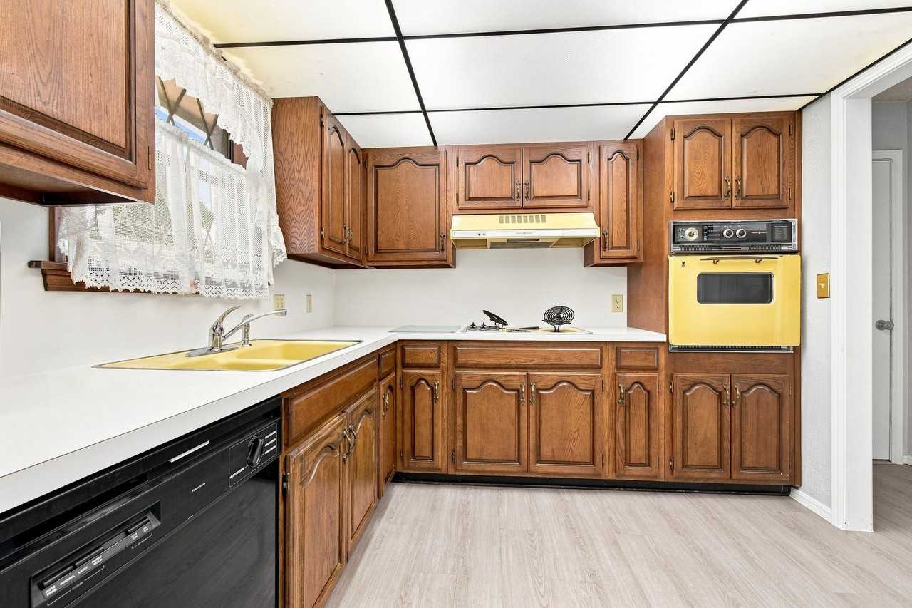 501 W Albuquerque St - Photo 5 of 22