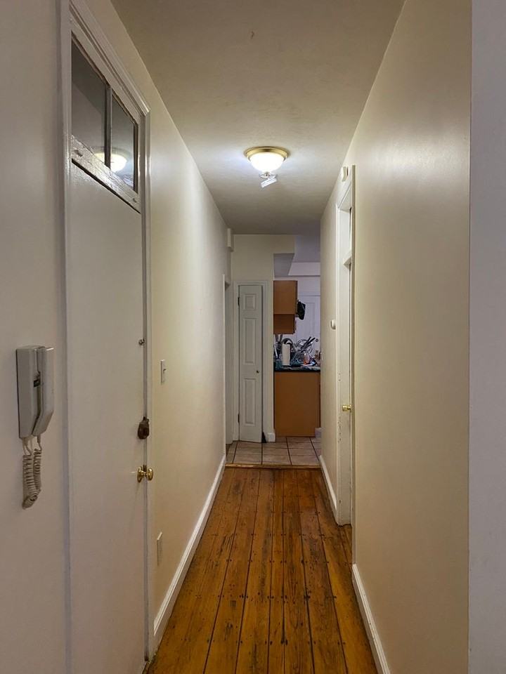 115 Hampshire St #1 - Photo 4 of 9