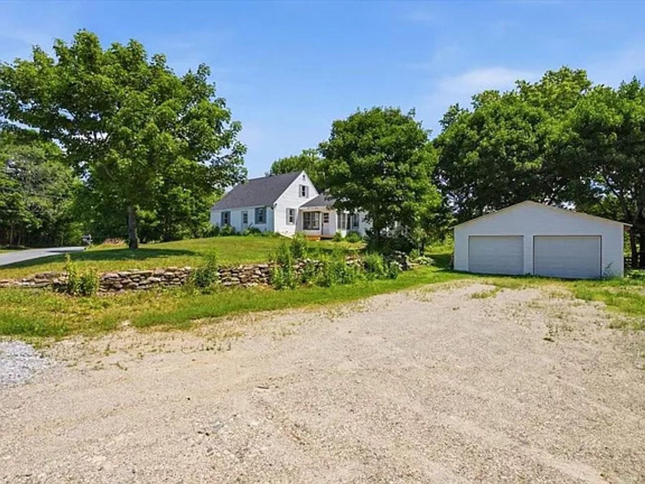 229 Chopps Cross Rd - Photo 4 of 20