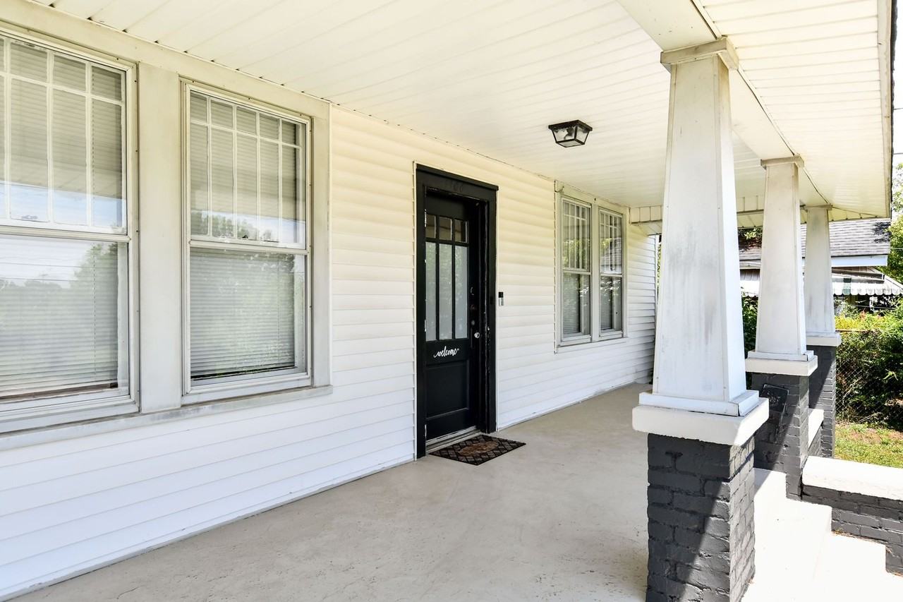 1166 Pendleton St - Photo 6 of 37