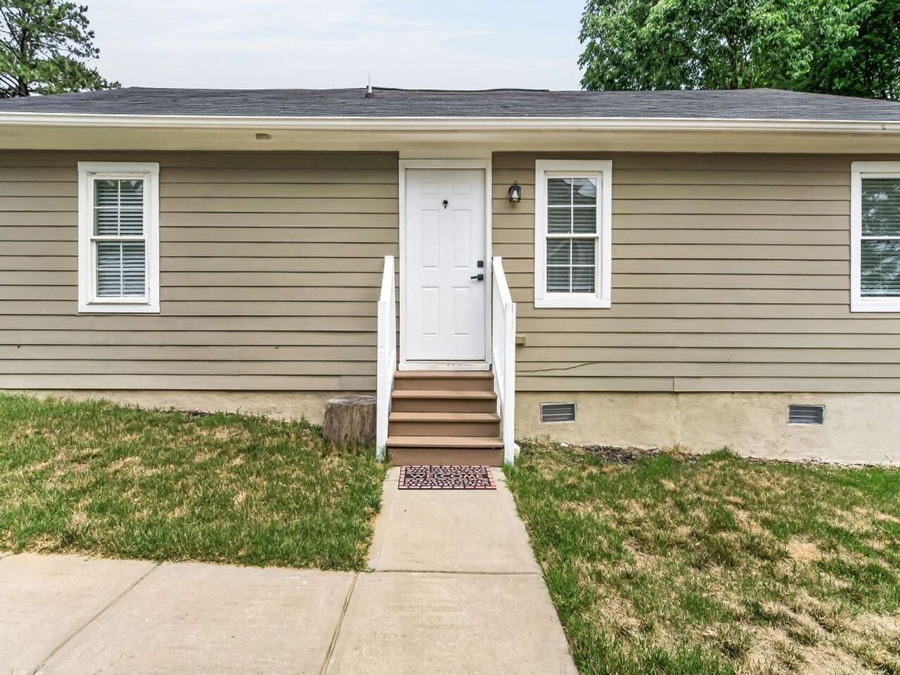 418 418 N ALLEN RD Wake Forest, NC 27587 - Photo 2 of 25
