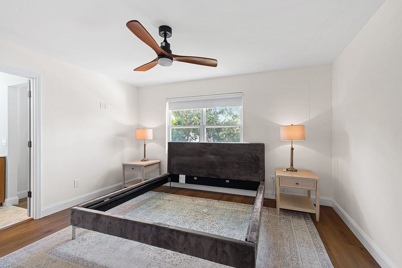 232 32nd Ave S - Photo 5 of 32