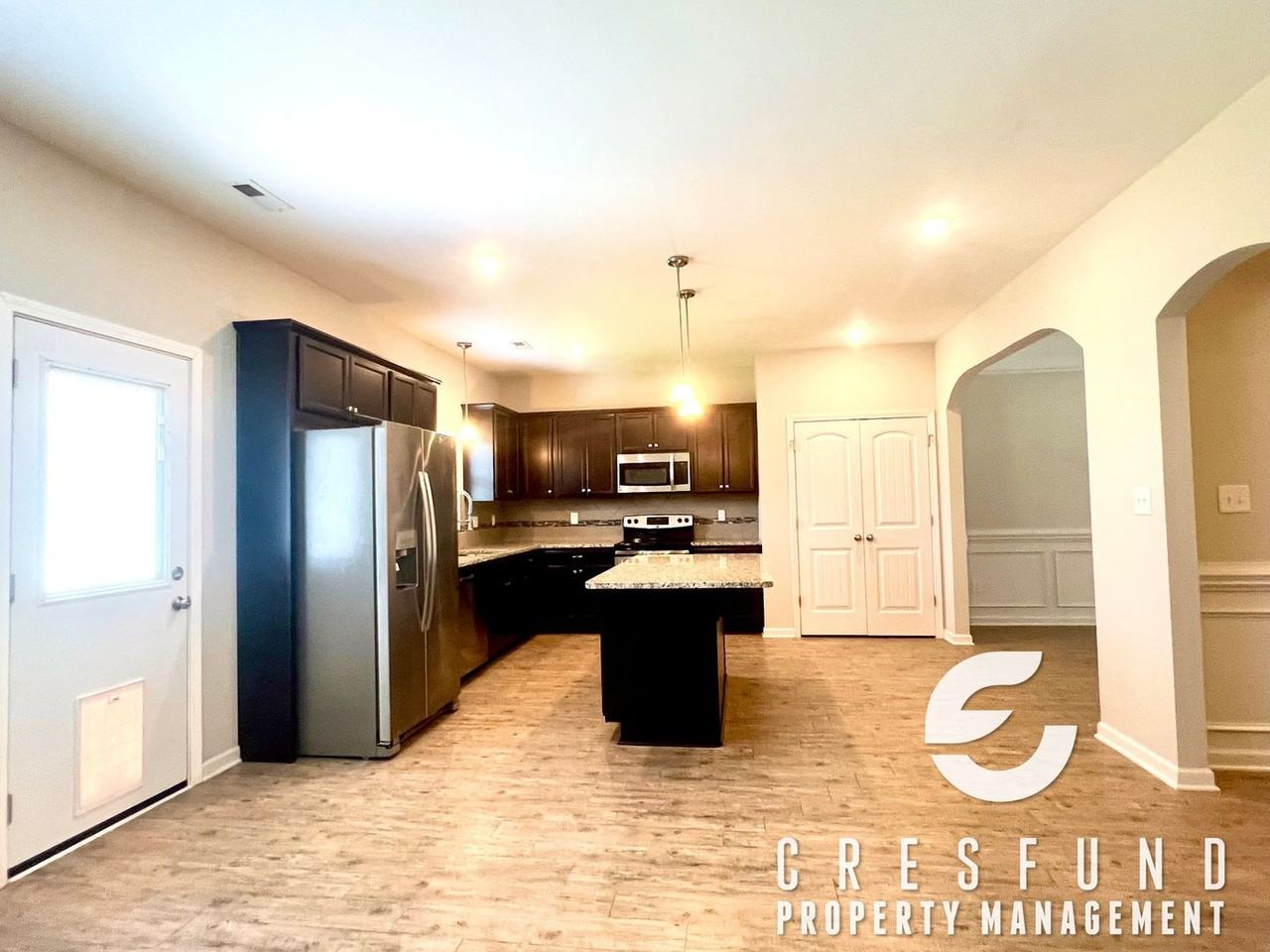 3024 Helmsman Dr - Photo 7 of 35