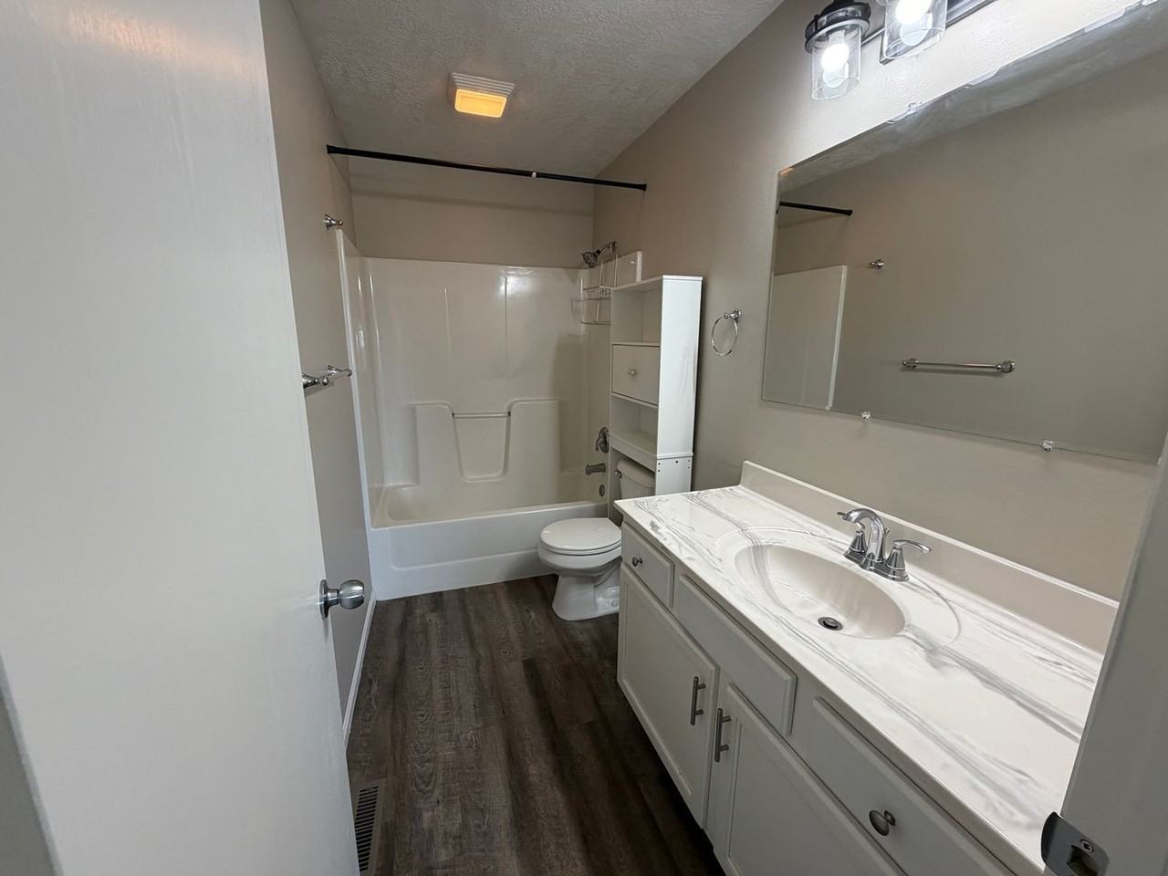 3606 W Hughes Pl - Photo 3 of 32