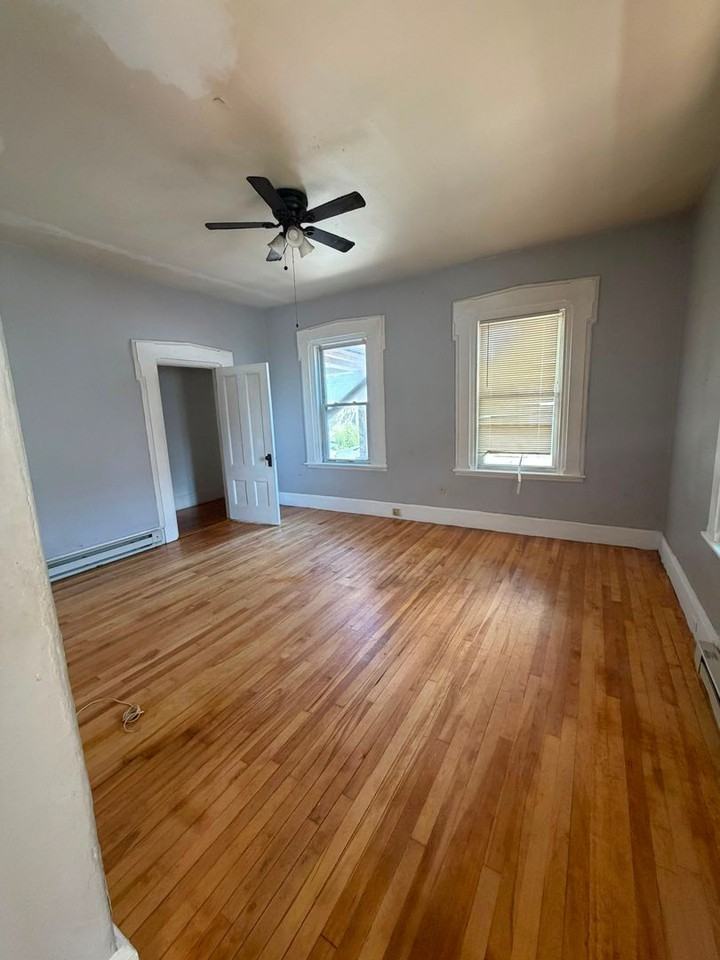 184-188 High St - Photo 6 of 13