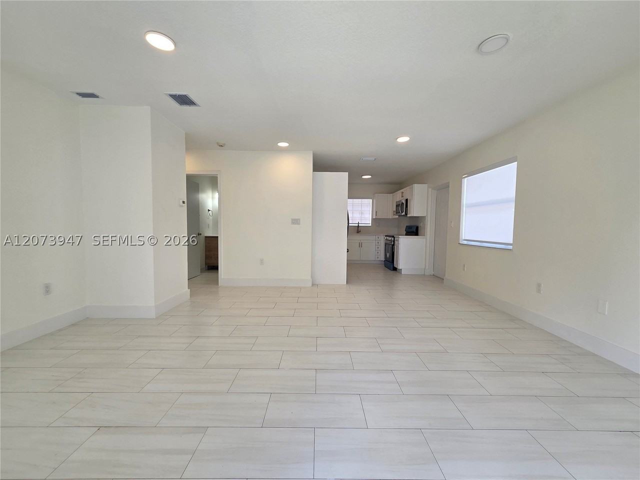 242 Nw 51st Ave #0 - Photo 5 of 18