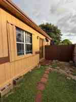 featured image of 1520 Ne 13th St #0