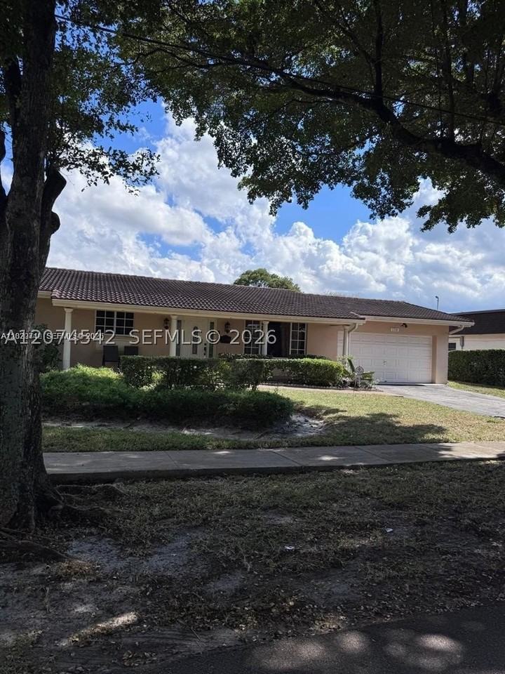 1230 Nw 74th Ave #1230 - Photo 3 of 16
