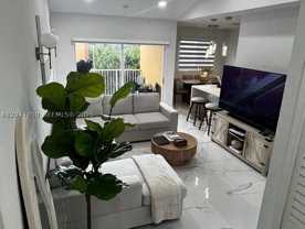 20950 Sw 87th Ave #305 - Photo 1 of 1
