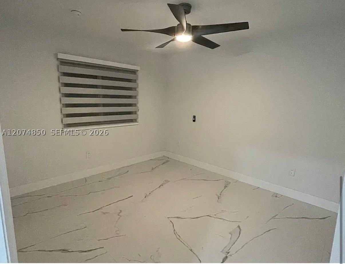 20950 Sw 87th Ave #305 - Photo 4 of 10