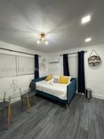 featured image of 2216 Fillmore St #4