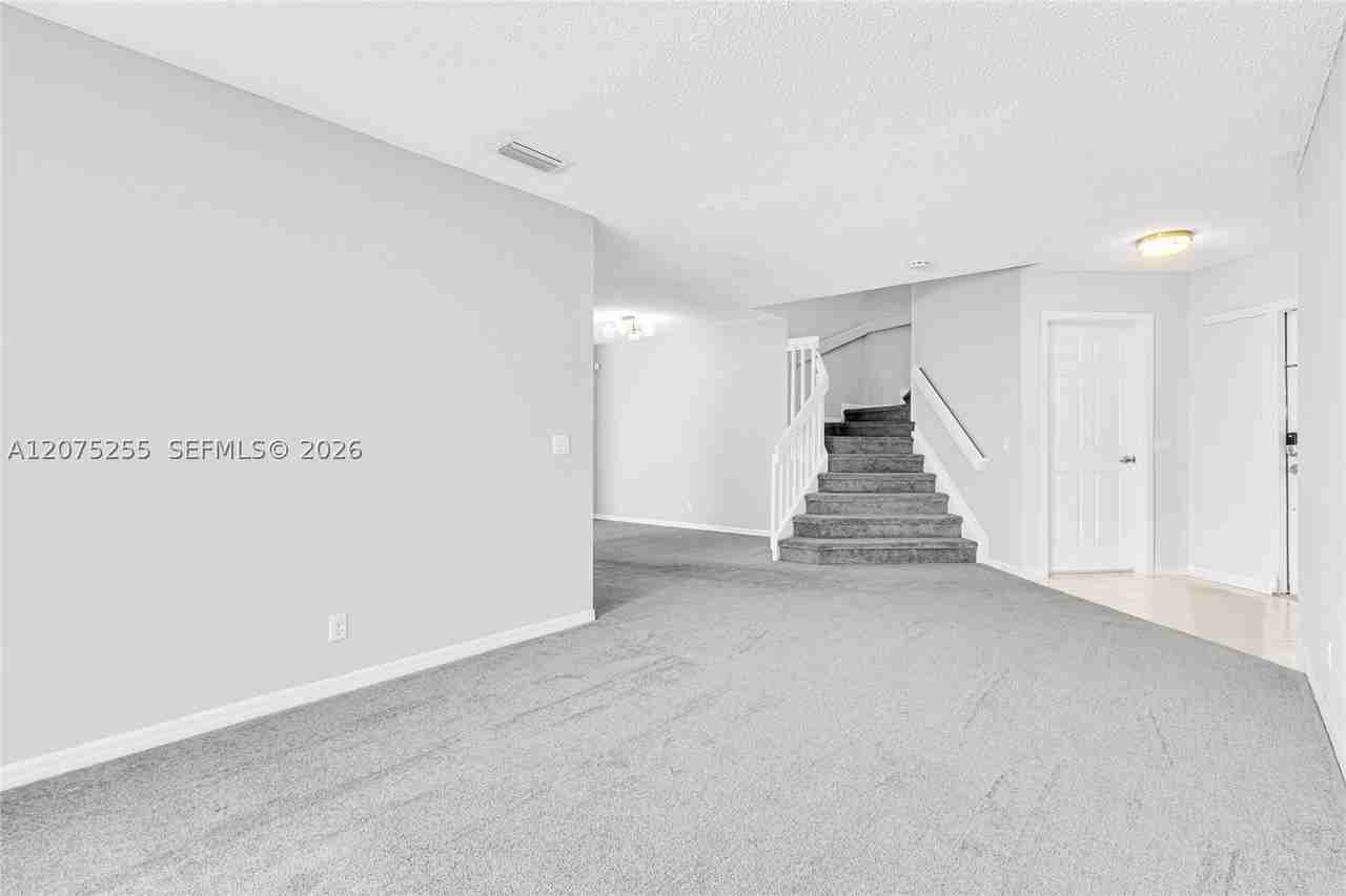 3884 Nw 63rd Ter - Photo 5 of 30