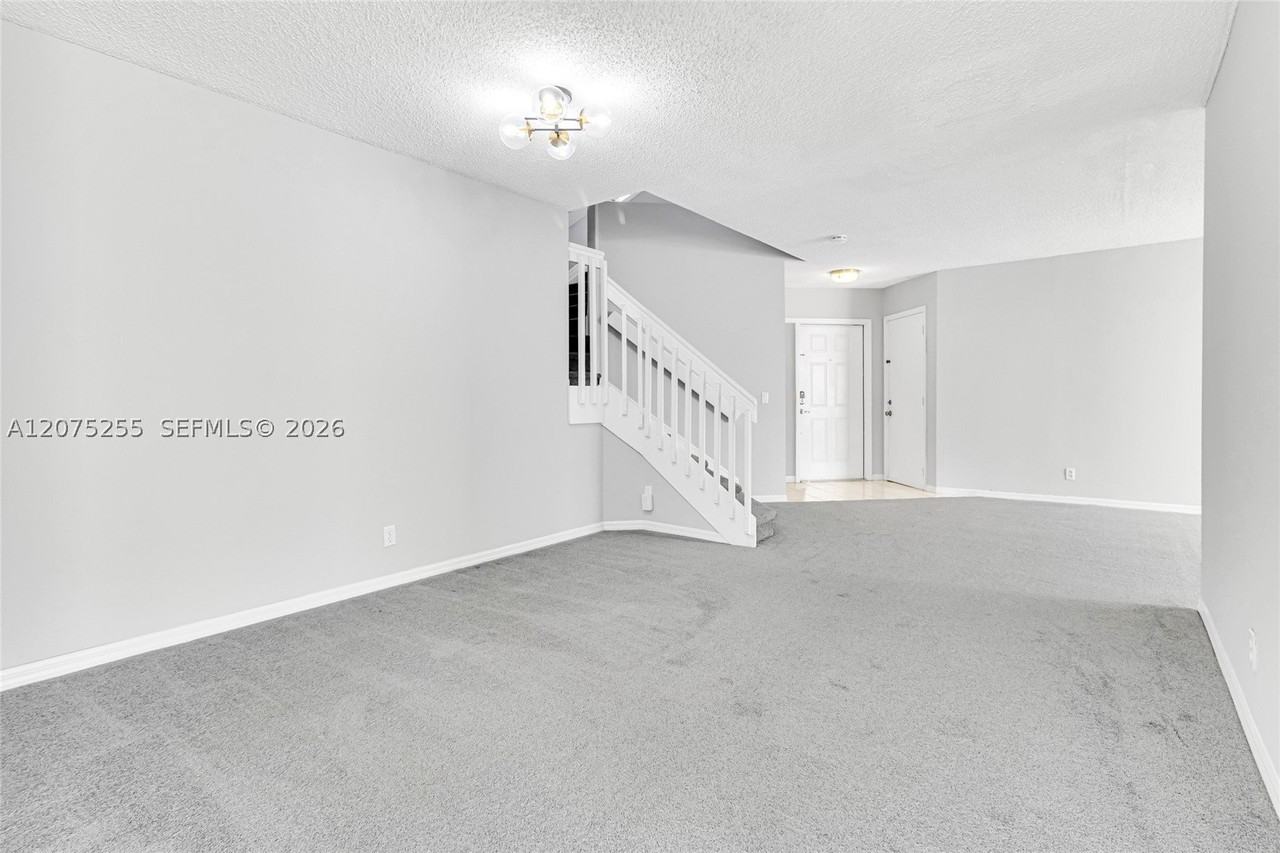 3884 Nw 63rd Ter - Photo 7 of 30