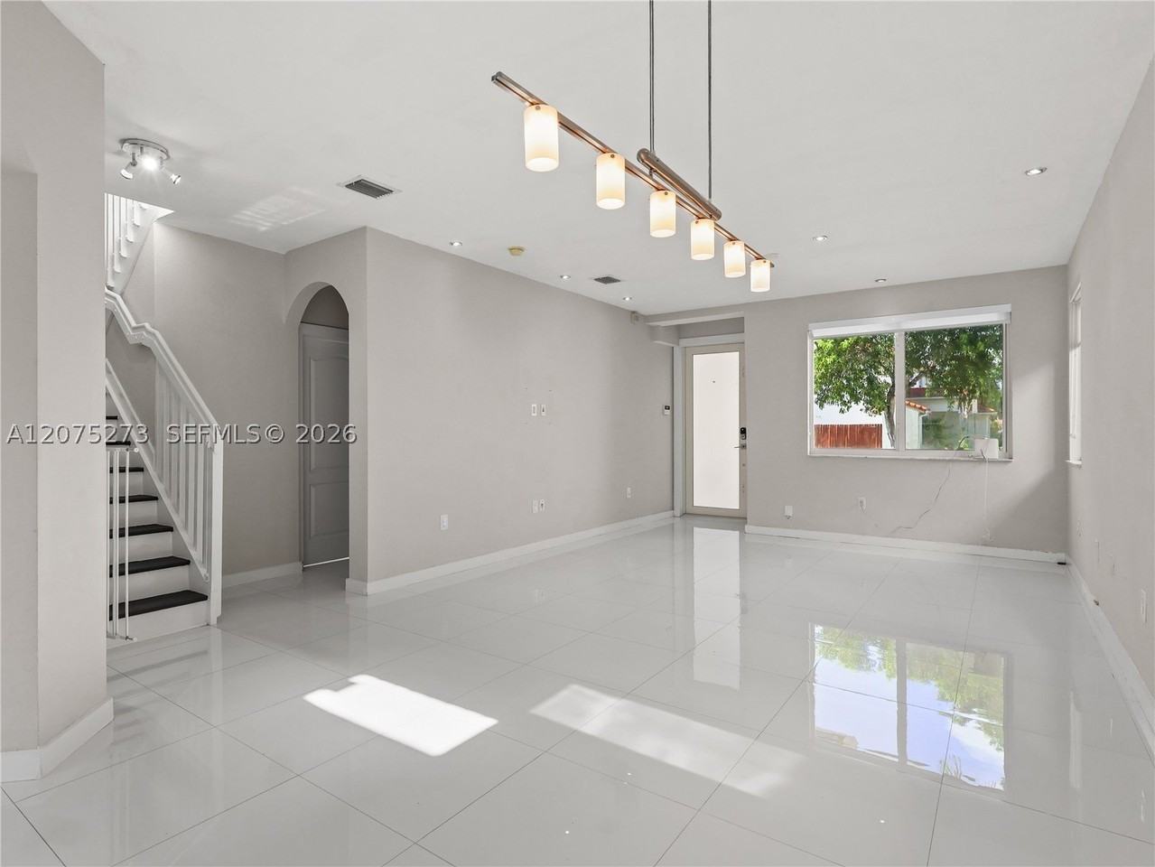 15392 Sw 25th Ter - Photo 4 of 41