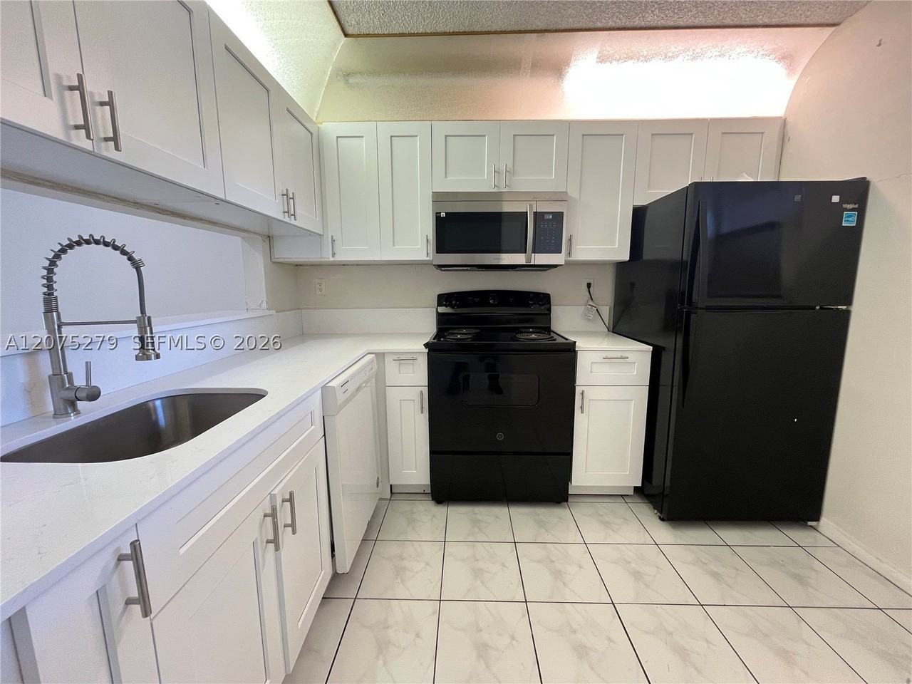 3252 Foxcroft Rd #104 - Photo 4 of 14