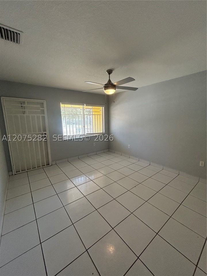 2421 Nw 99th Ter #2 - Photo 3 of 26