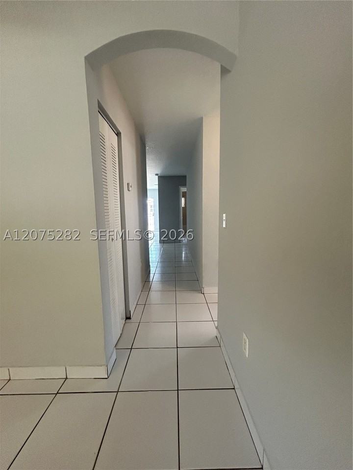 2421 Nw 99th Ter #2 - Photo 5 of 26