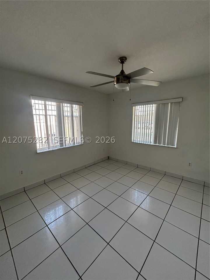 2421 Nw 99th Ter #2 - Photo 7 of 26