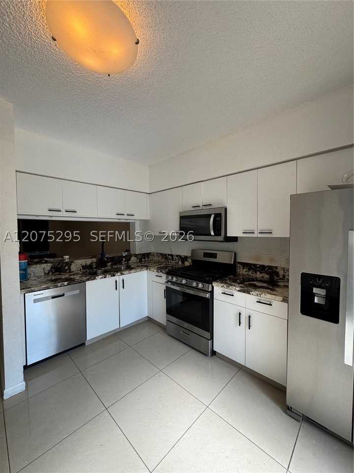 8207 San Carlos Cir #8207 - Photo 2 of 13