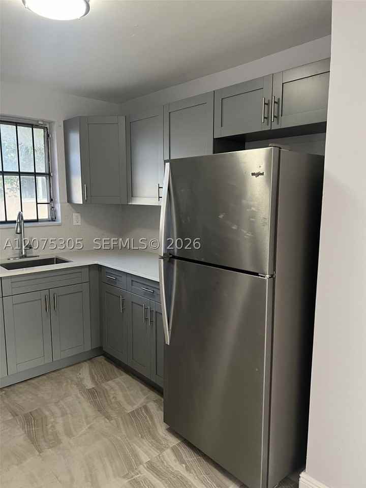 2145 Nw 99th Ter #2145 - Photo 6 of 12