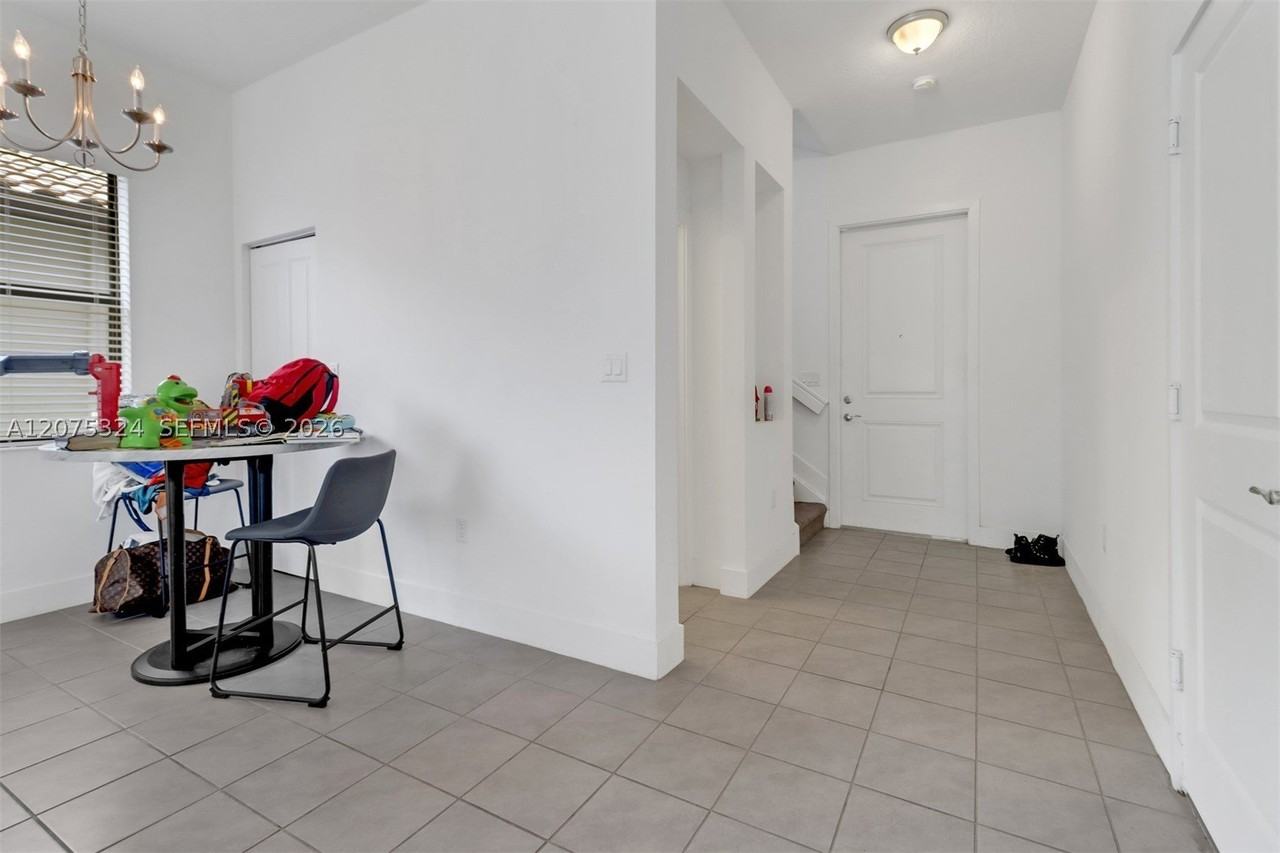 5504 Agostino Way - Photo 2 of 33