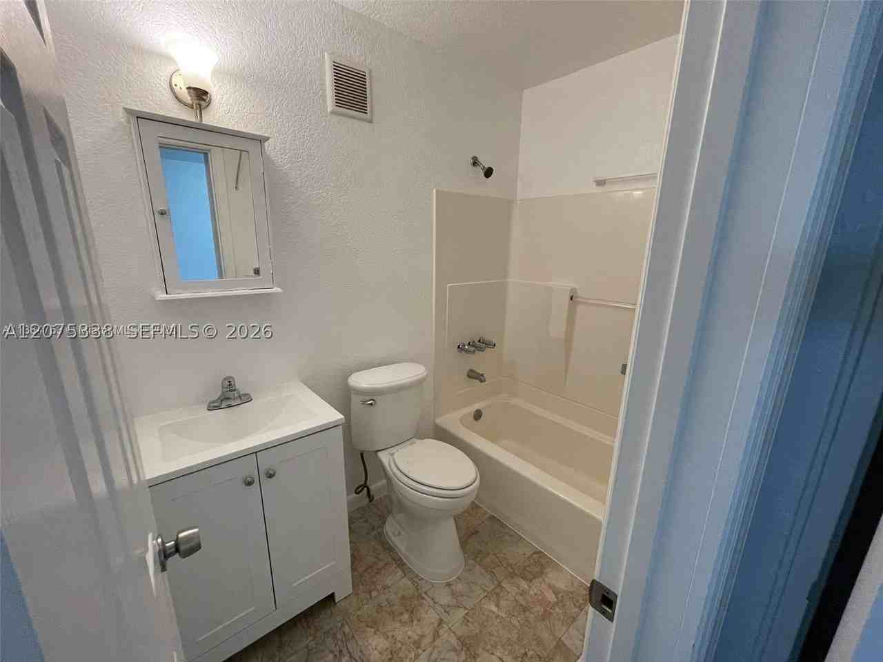1471 Ne 170th St #224A - Photo 6 of 9