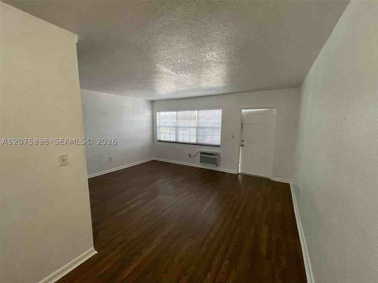 1471 Ne 170th St #224A - Photo 7 of 9