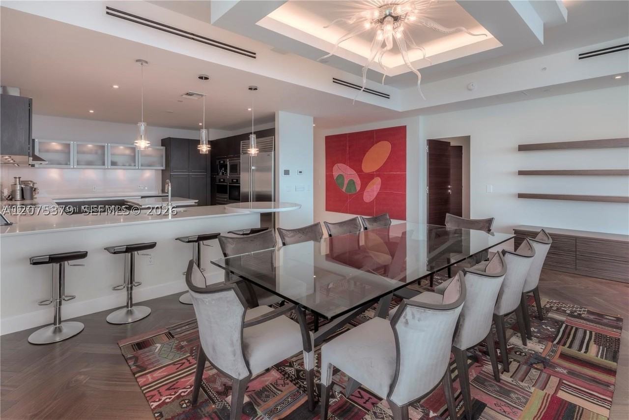 17001 Collins Ave #4301 - Photo 5 of 25