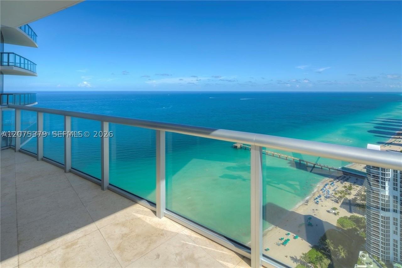 17001 Collins Ave #4301 - Photo 6 of 25