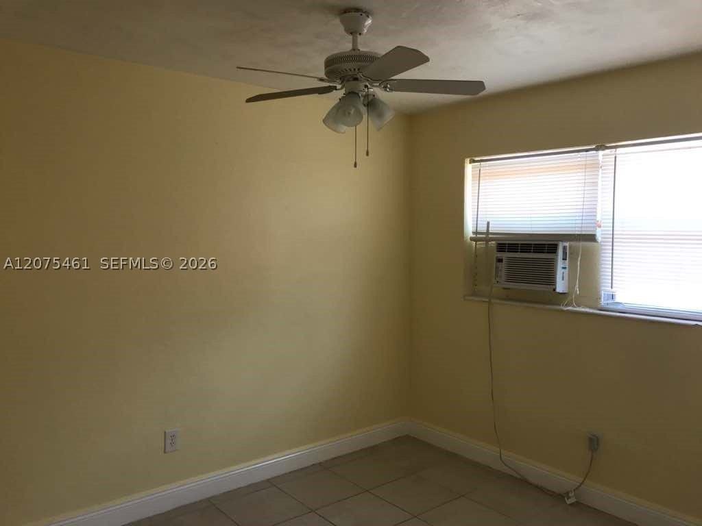 807 Sw 5th Ct #BACK - Photo 6 of 10