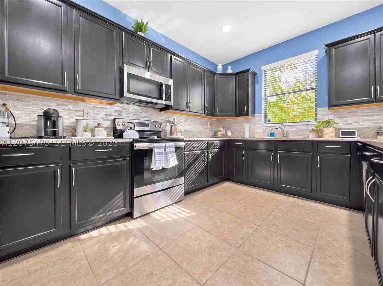 4276 Sw 166th Ct #1 - Photo 3 of 21
