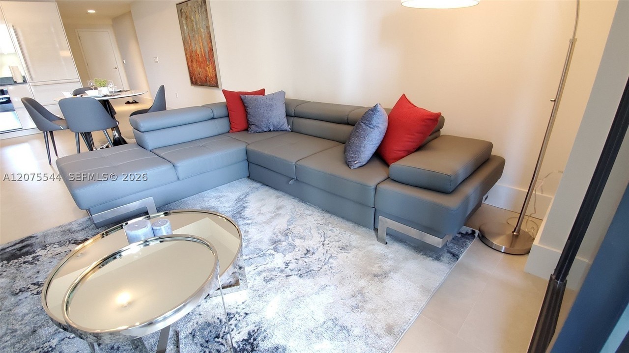 1010 Brickell Ave #2511 - Photo 7 of 26