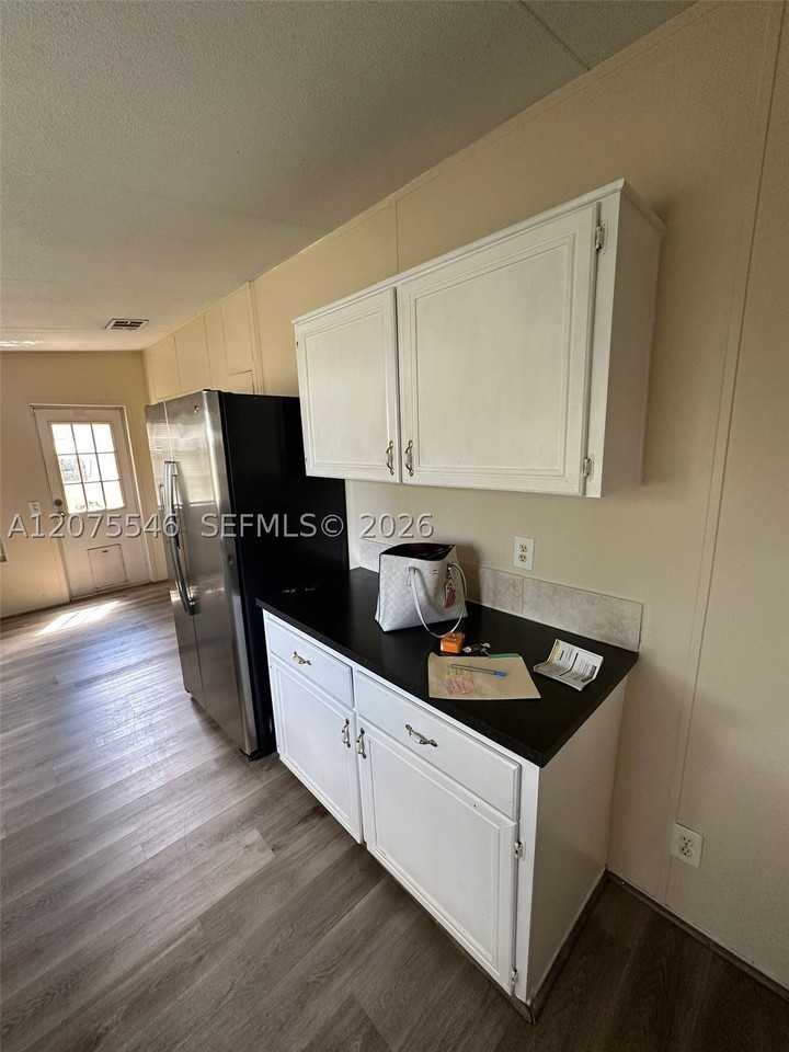 10128 Marlin Dr #H - Photo 3 of 26