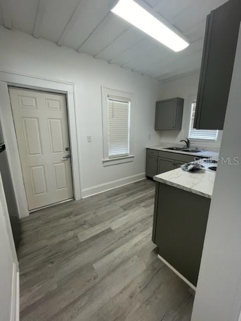 2118 5th St - Photo 4 of 11