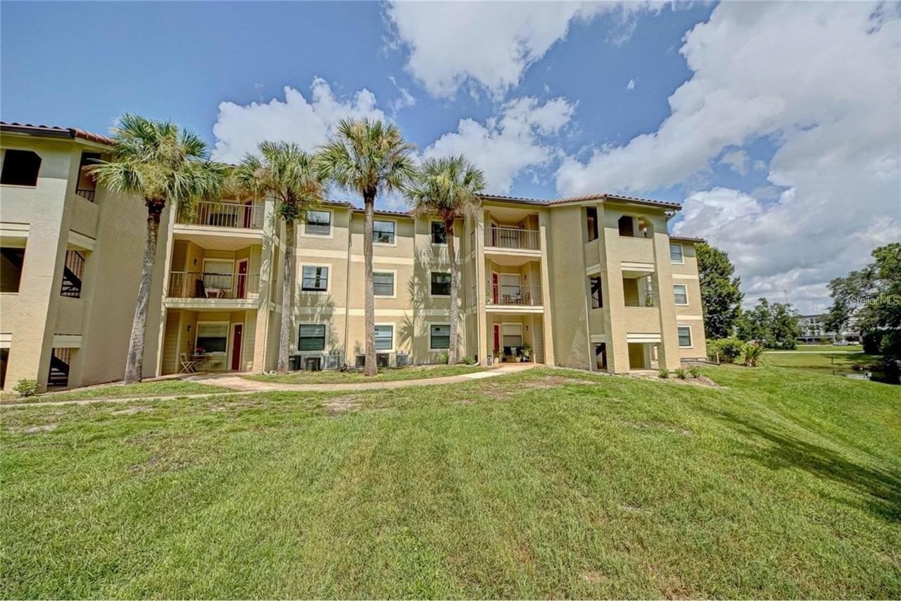 3038 Parkway Blvd #305 - Photo 3 of 34