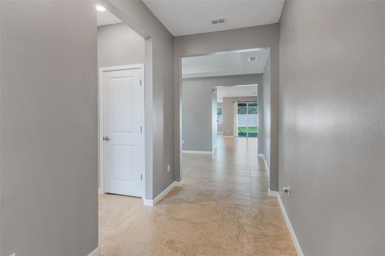 1817 Lake Sims Pkwy - Photo 5 of 27