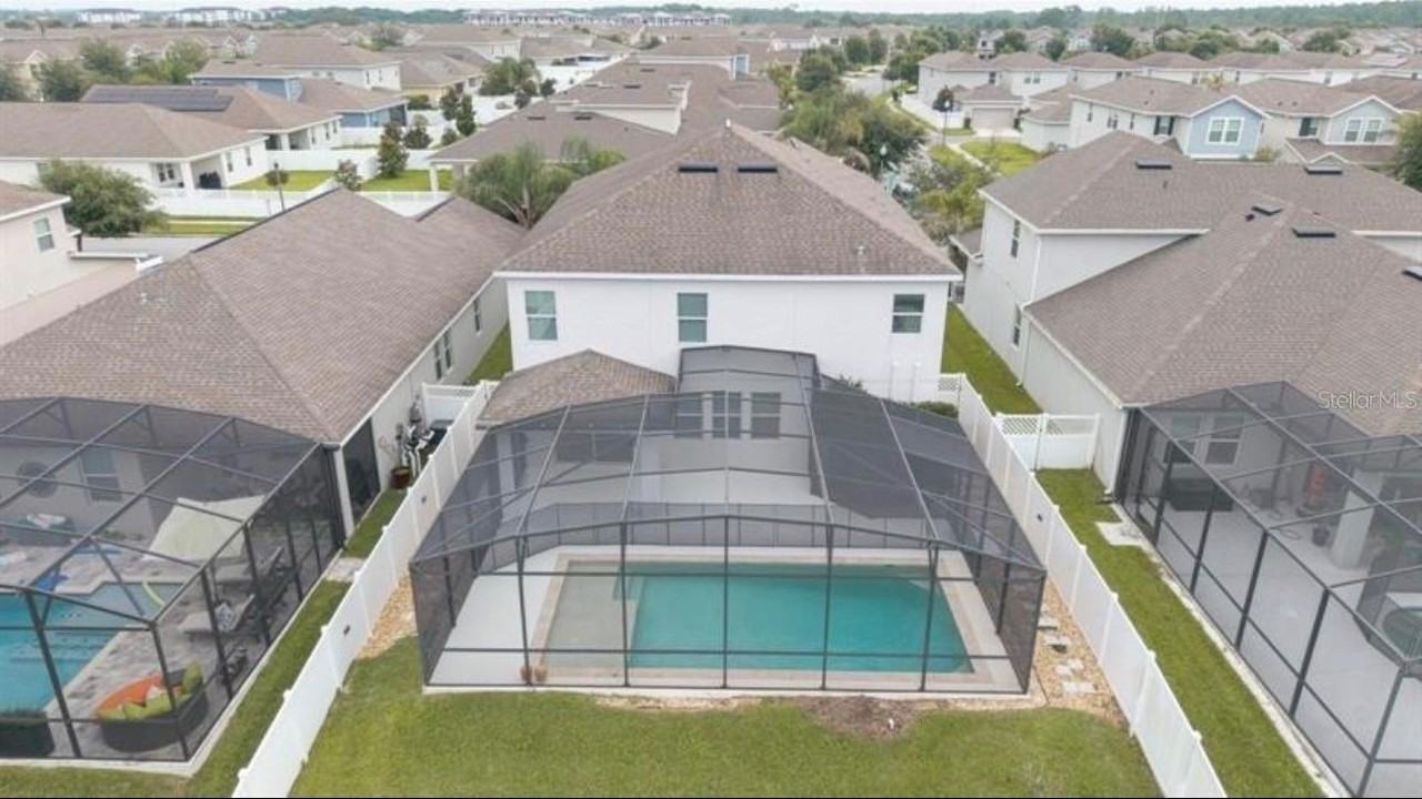10264 Love Story St - Photo 2 of 36