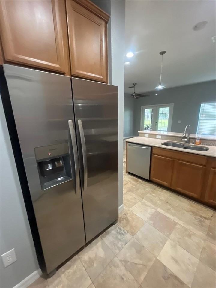 3781 Clubside Pointe Dr - Photo 2 of 13