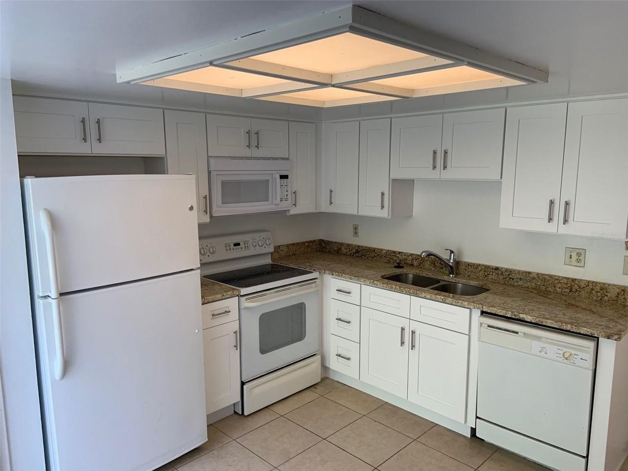 3546 Khayyam Ave - Photo 5 of 17
