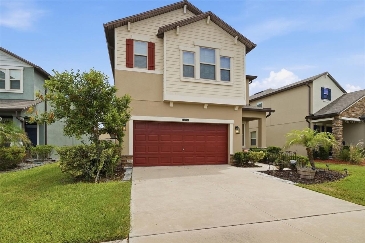 8928 Flourish Dr - Photo 4 of 50