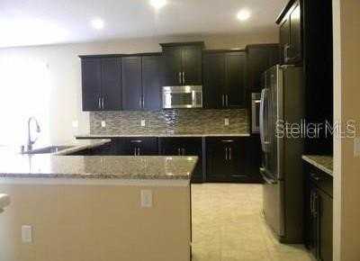 27750 Autumn Breeze Cir - Photo 2 of 22
