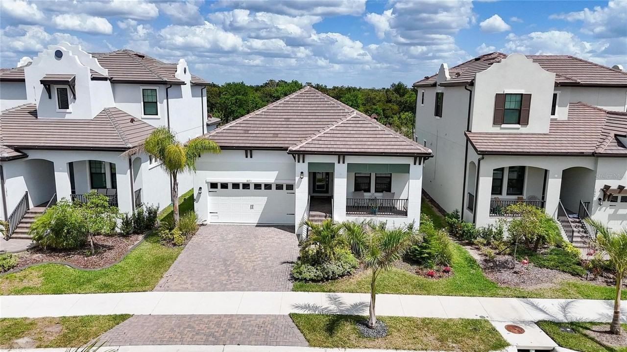 1071 Seagrape Dr - Photo 3 of 50