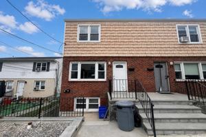 featured image of 54 Farquhar Ave #1