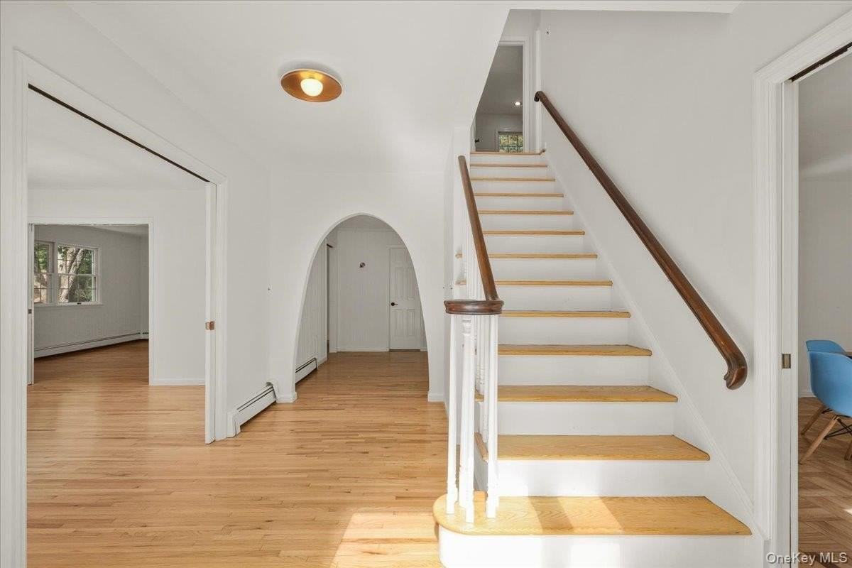 520 Croton Falls Rd - Photo 3 of 21